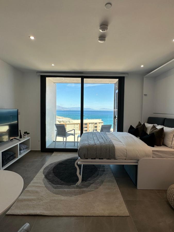 E1 Presidential Studios On High Floor With Stunning Sea Views Gibraltar Exterior foto